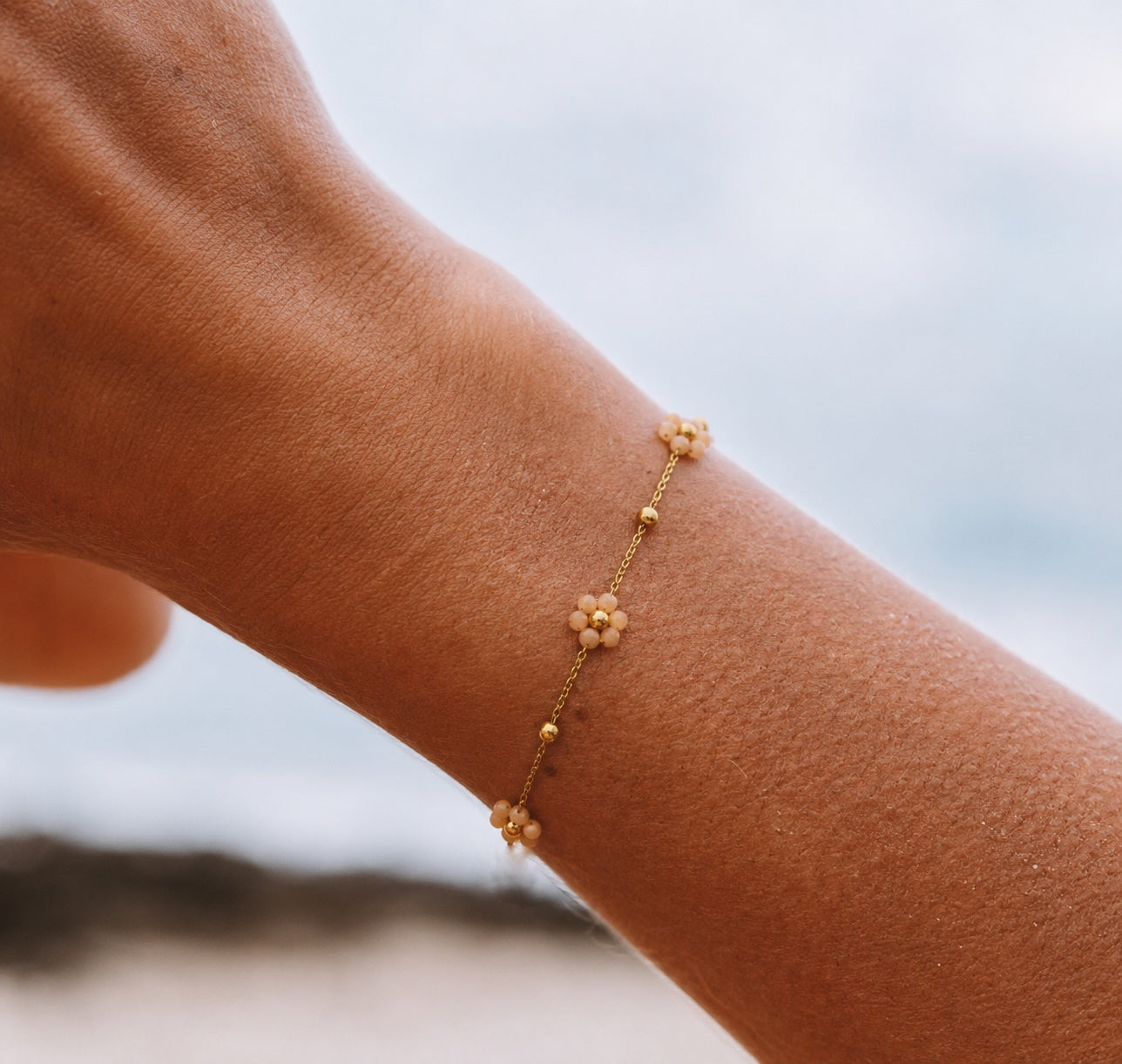 BRACELET PETITES FLEURS PÊCHE