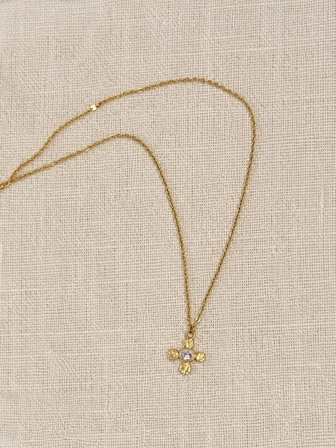COLLIER ENOLA