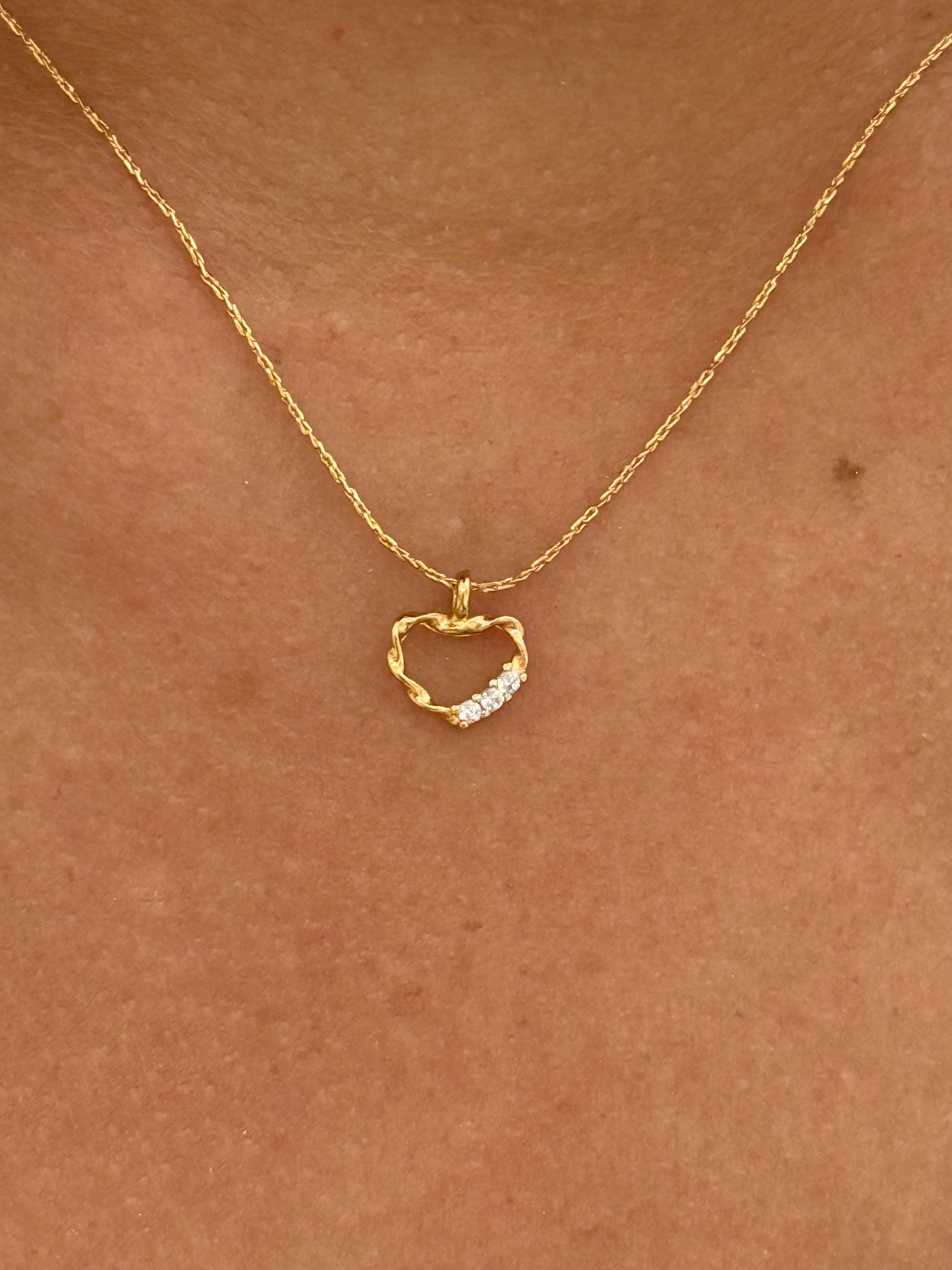 COLLIER HERZ