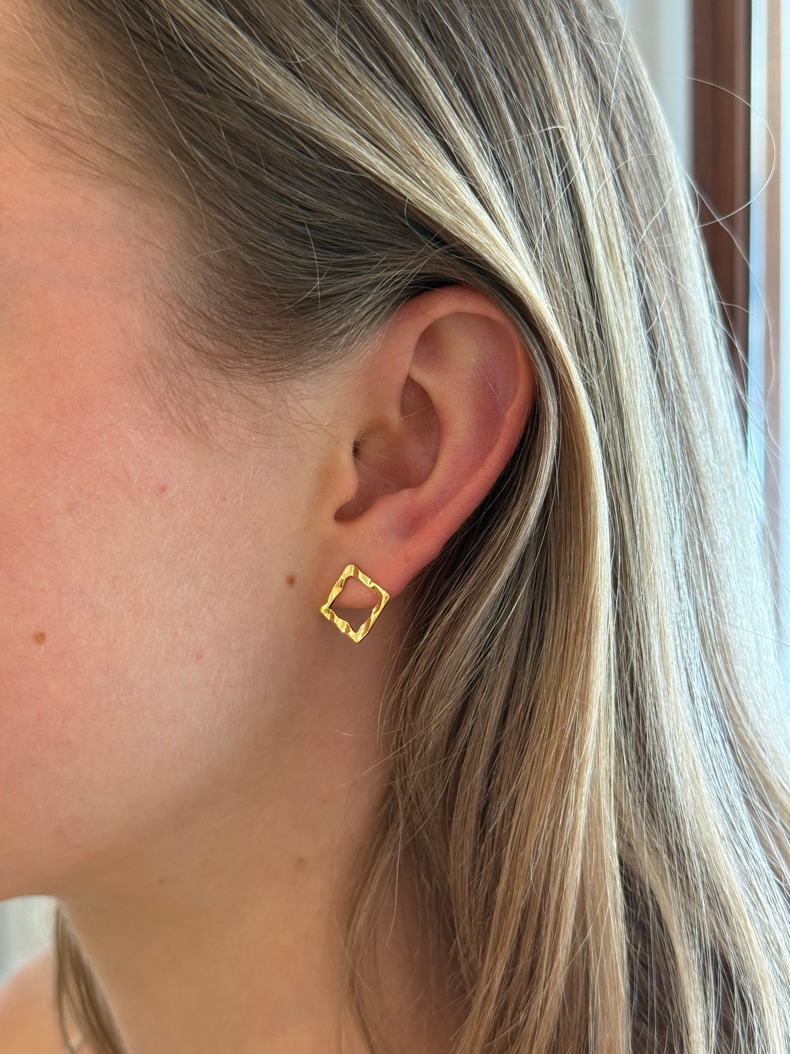 BOUCLES D’OREILLES VIVIENNE