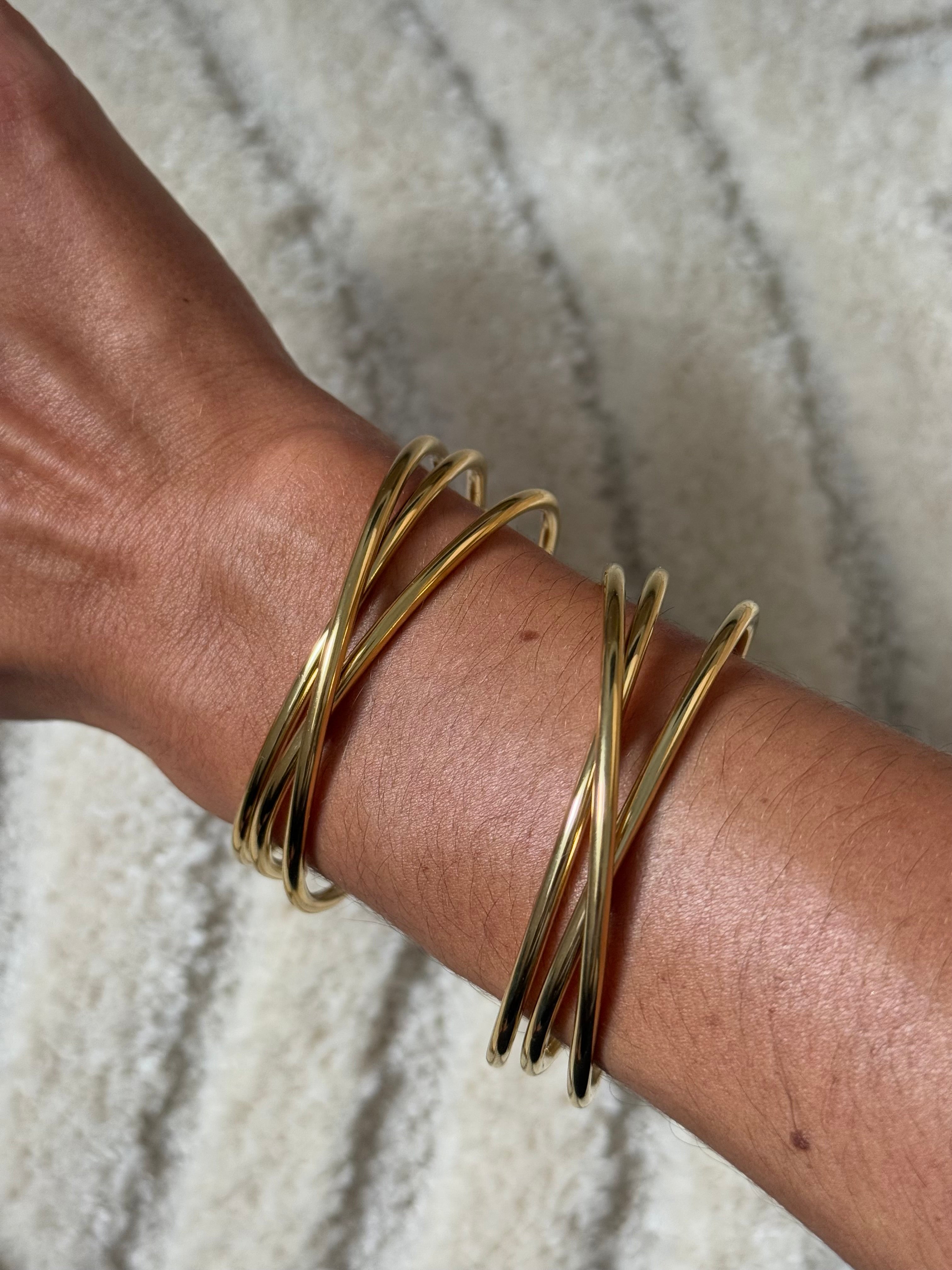 BRACELET TRIVIA