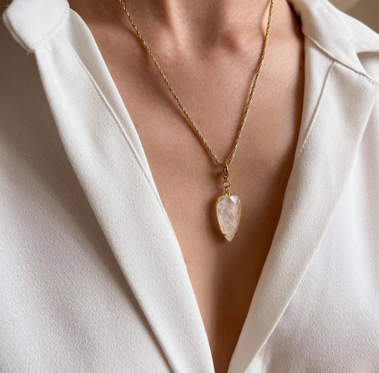 COLLIER CARA